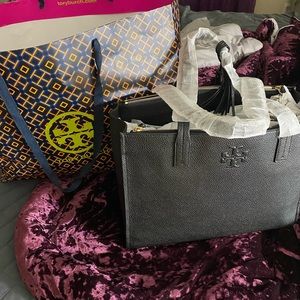 Tory Burch Thea Leather tote